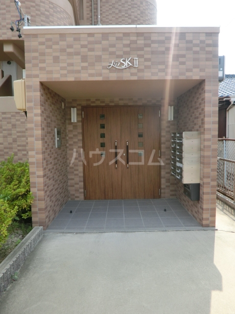 14/16 エントランス