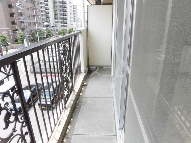25/30 バルコニー