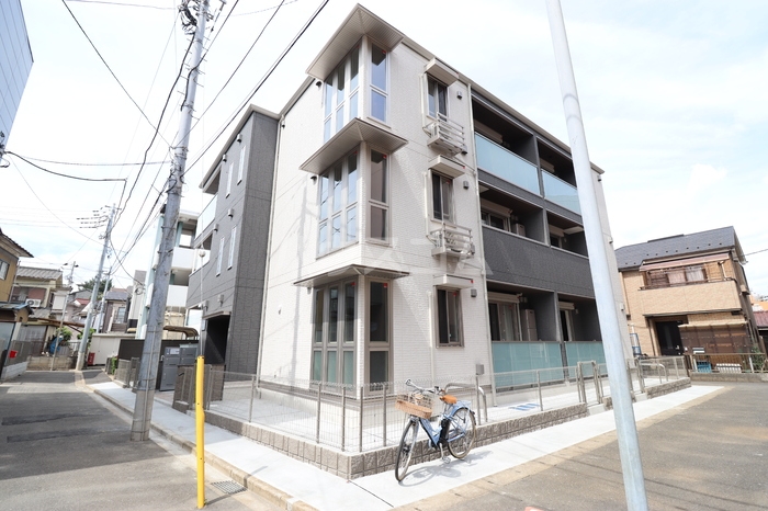 ＣＡＳＡ ＭＩＡの外観