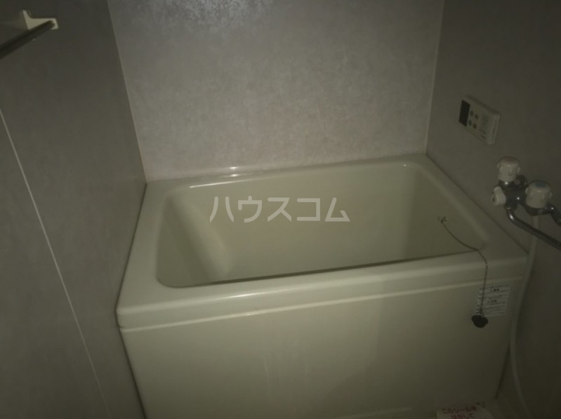 13/25 浴室