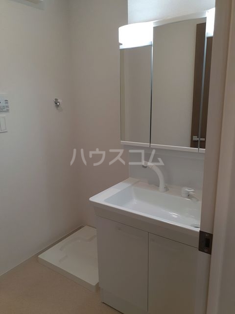 17/30 洗面