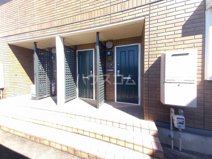 2/5 エントランス