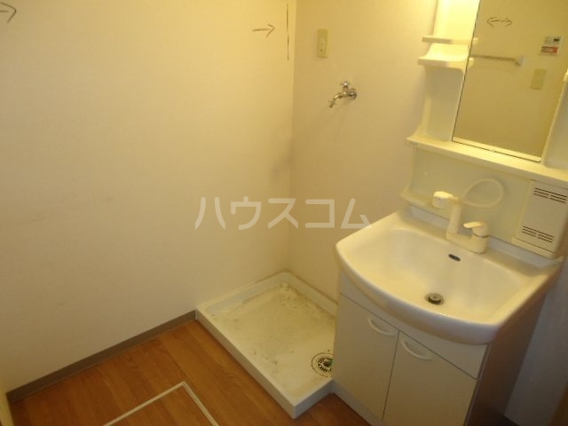 18/23 洗面