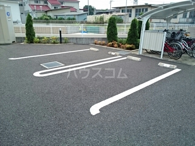 14/16 駐車場