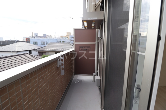 23/30 バルコニー
