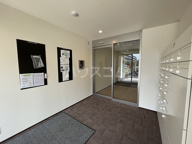 21/24 エントランス