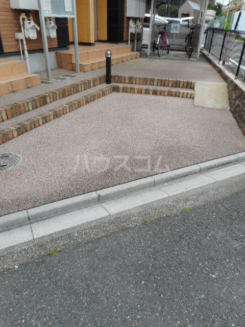 2/11 エントランス