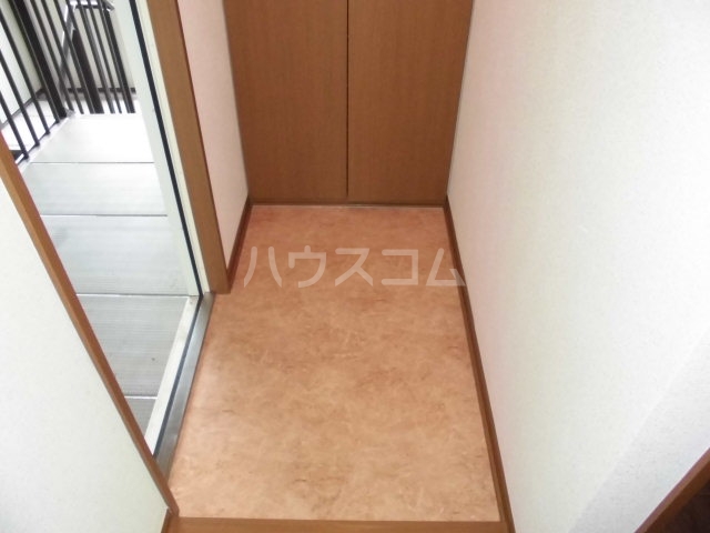 14/30 玄関