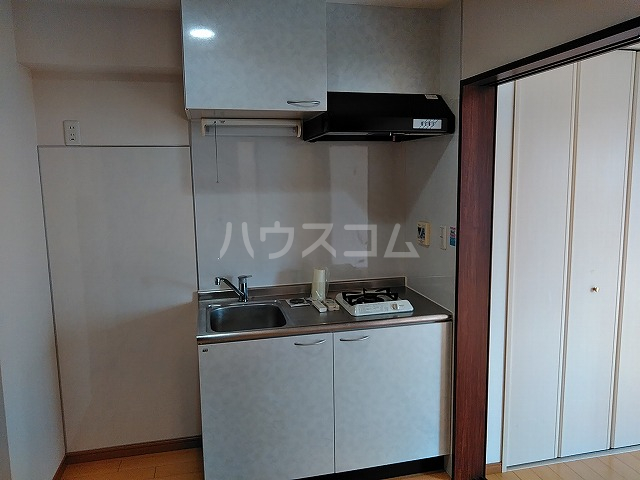 13/30 キッチン