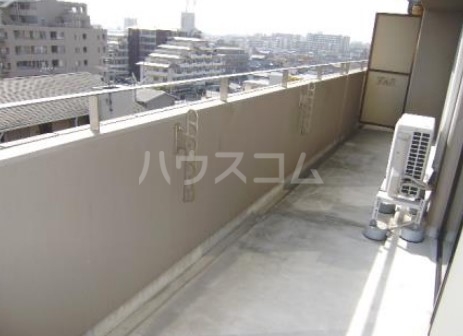 20/30 バルコニー