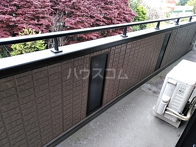 15/28 バルコニー