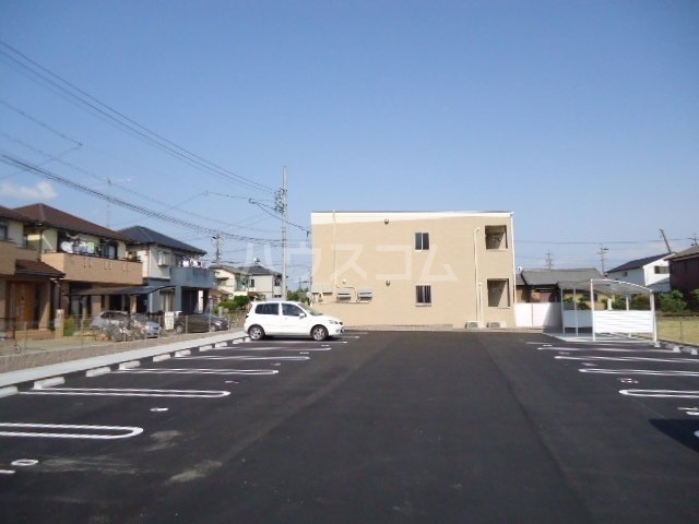 18/26 駐車場