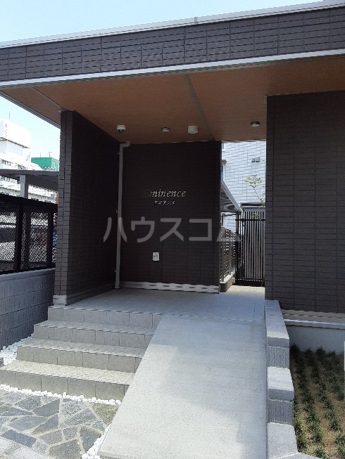 22/30 エントランス