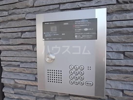 29/29 エントランス