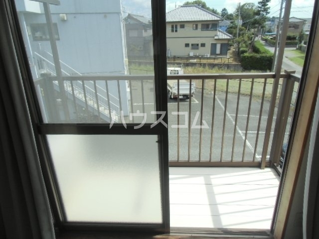 13/18 バルコニー