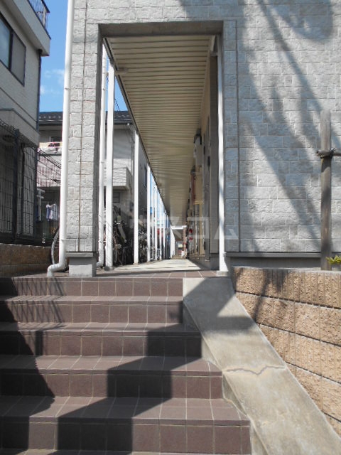 15/25 エントランス