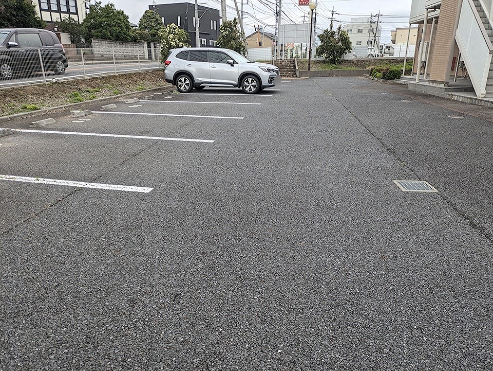 19/23 駐車場