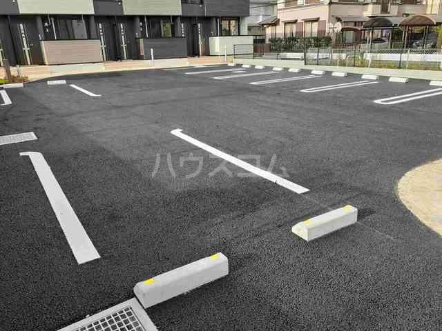 2/8 駐車場
