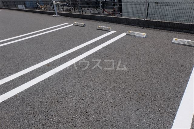 15/16 駐車場