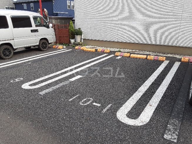 21/30 駐車場