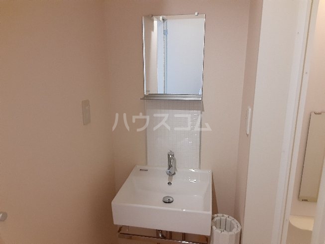 13/30 洗面