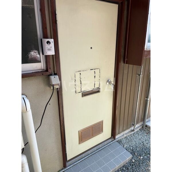 14/30 玄関