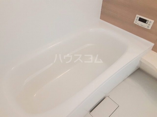 17/30 浴室