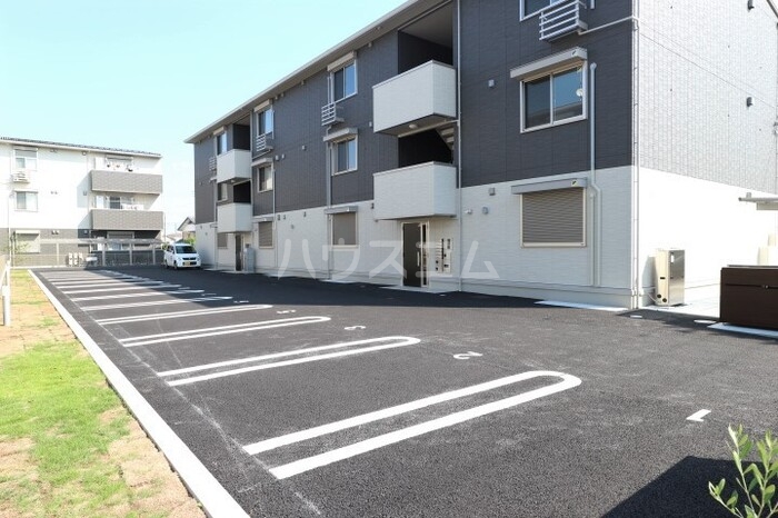 17/19 駐車場
