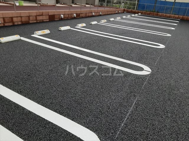 21/23 駐車場