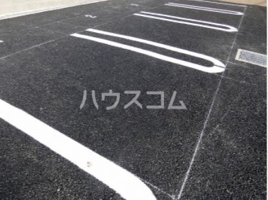 15/23 駐車場