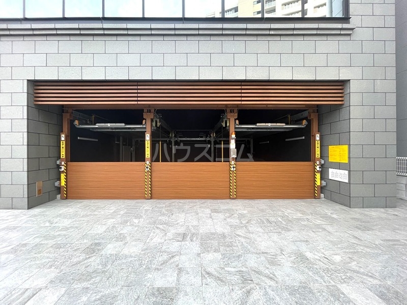 14/15 駐車場