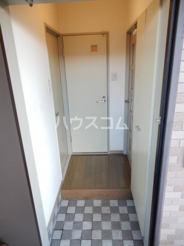17/30 玄関