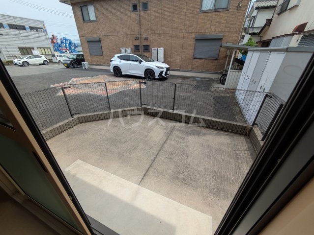 15/23 バルコニー