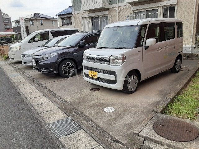 21/30 駐車場