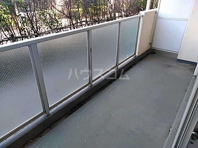 23/30 バルコニー