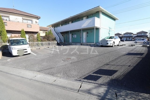 15/17 駐車場