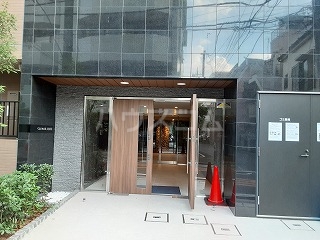 29/30 エントランス