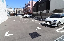16/25 駐車場