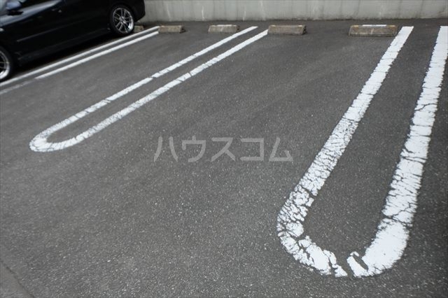 21/25 駐車場
