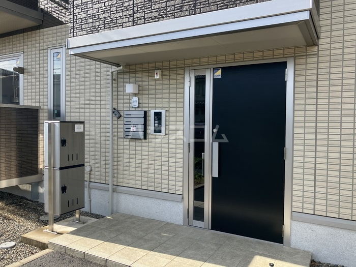 2/5 エントランス