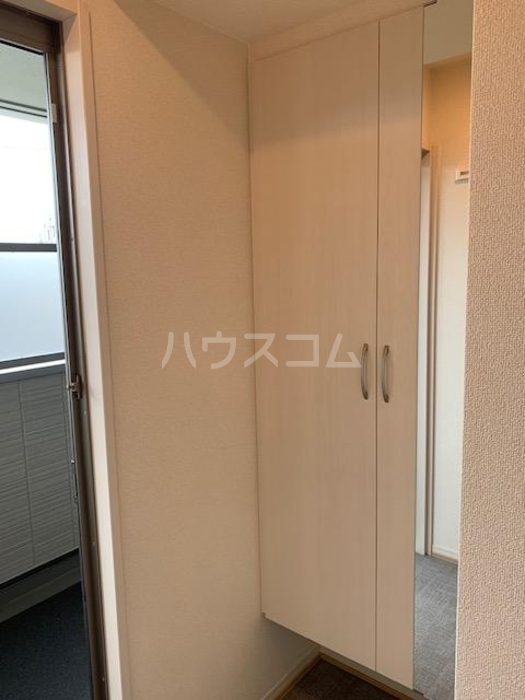 5/18 玄関