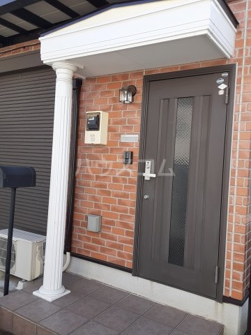 21/25 エントランス