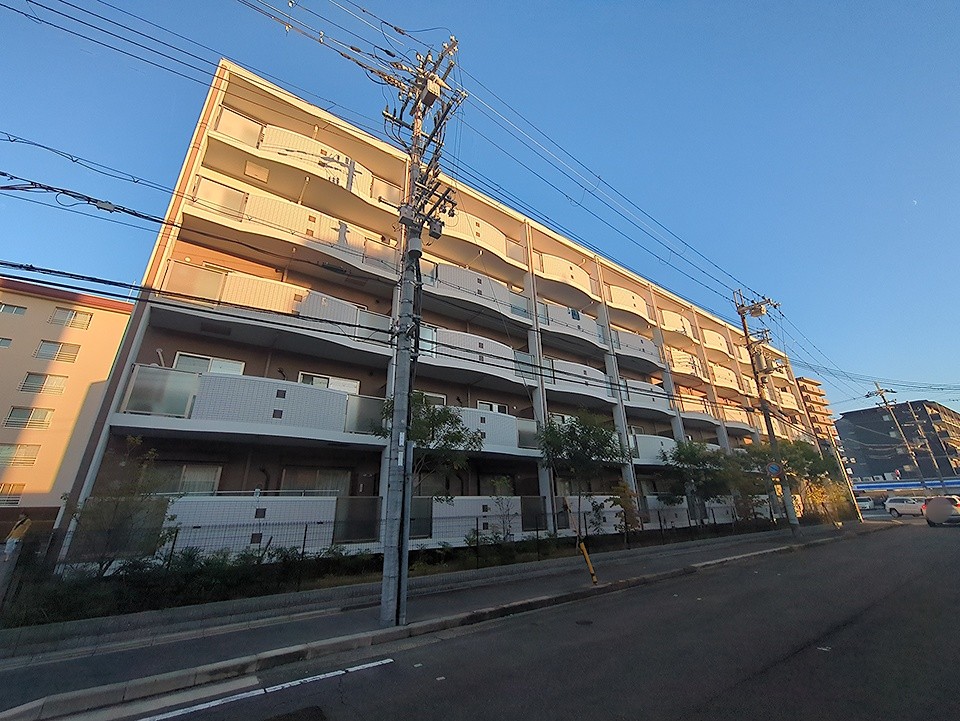 2/30 外観