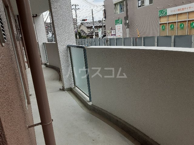 20/30 バルコニー