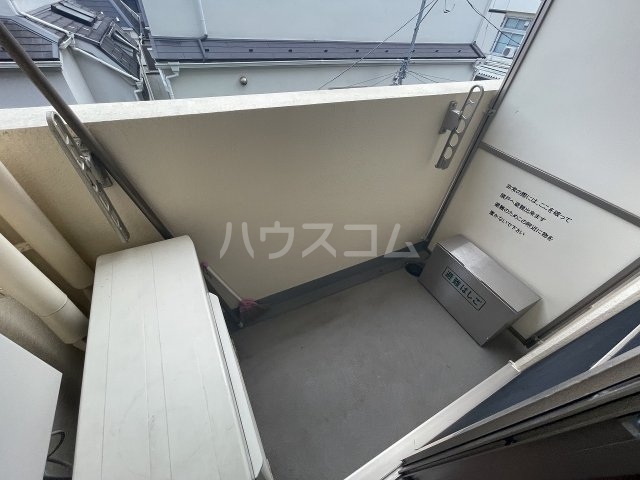 15/22 バルコニー