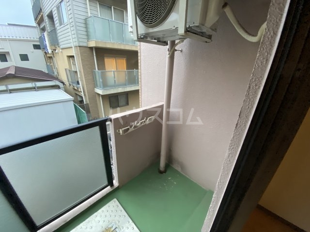 15/26 バルコニー