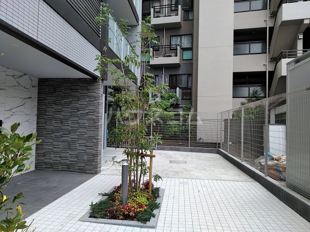 3/6 エントランス