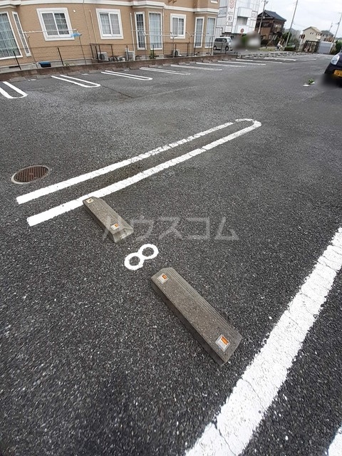 16/30 駐車場
