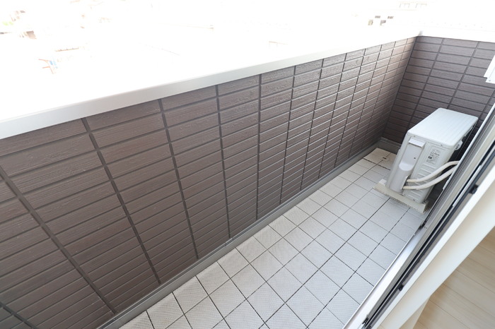 19/25 バルコニー