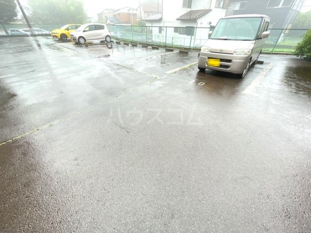 18/19 駐車場